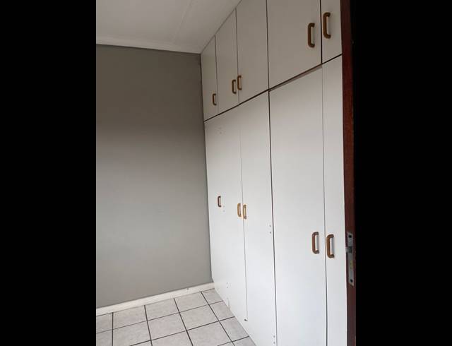 2 BEDROOM APARTMENT FOR SALE IN PIETERMARITZBURG CENTRAL
